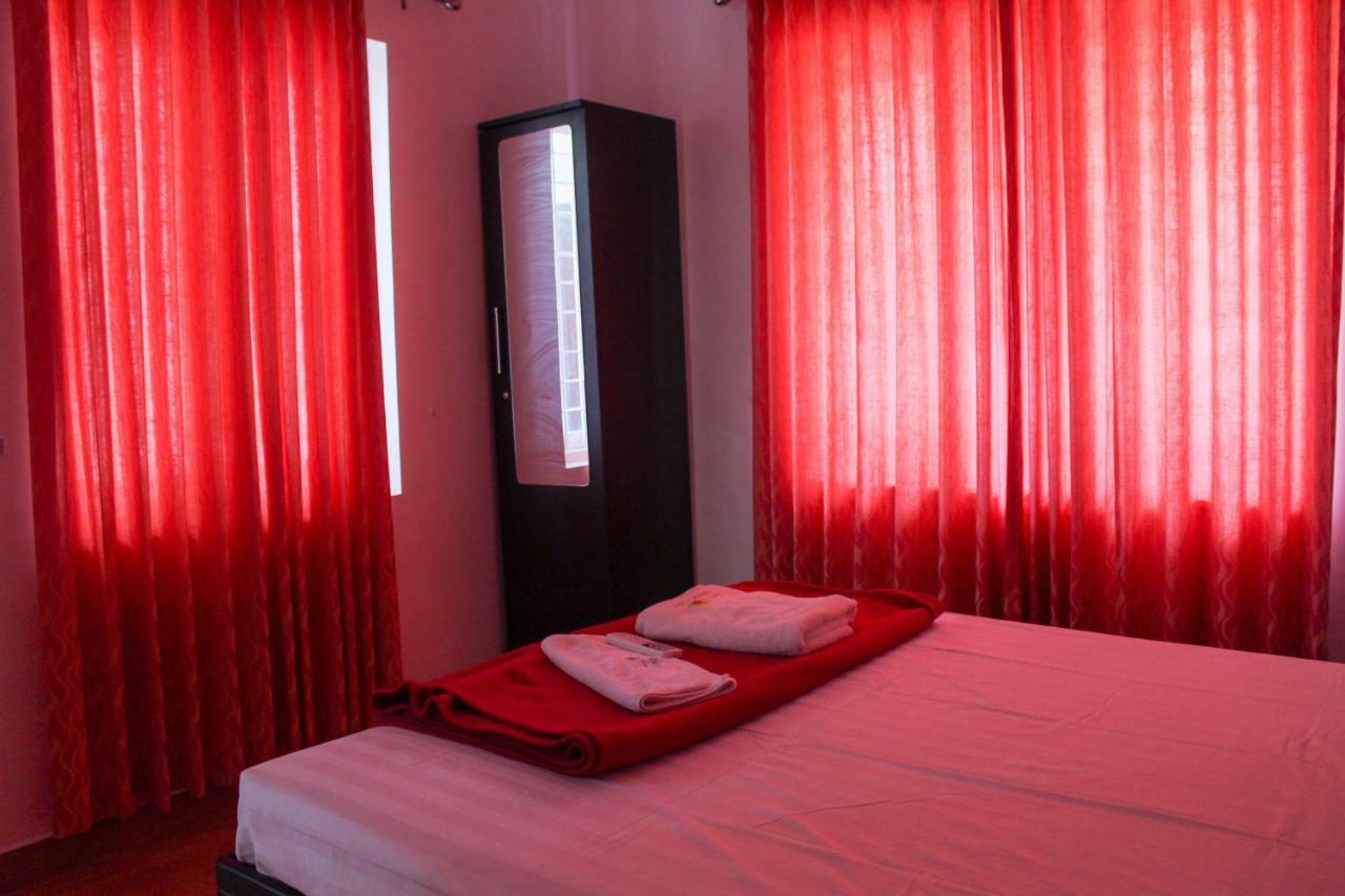 Magic Land Resorts Athirapally Irinjalakuda Bagian luar foto
